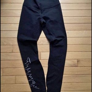 Special edition Lululemon NYC Align